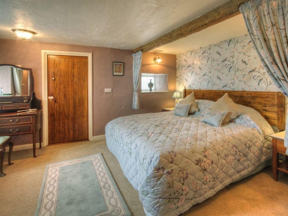 Tinhay Mill Hotell Lifton Exteriör bild