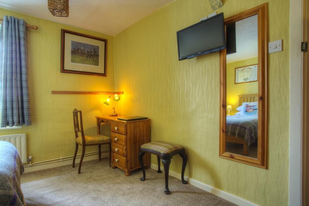 Tinhay Mill Hotell Lifton Exteriör bild